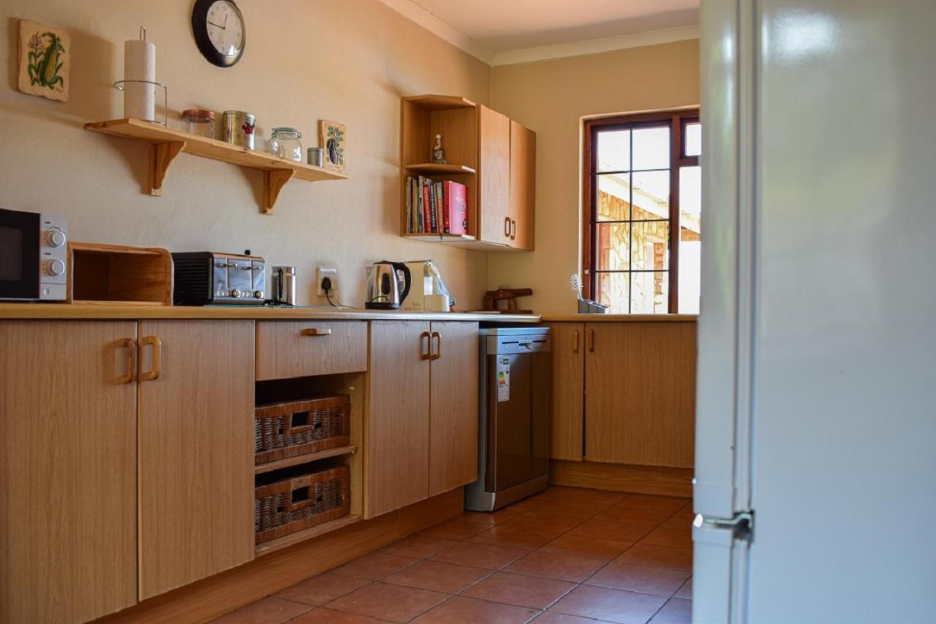 Berryfields Apartment Дълстроом Екстериор снимка